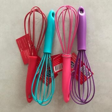 Un 232 Silikon Çırpıcı